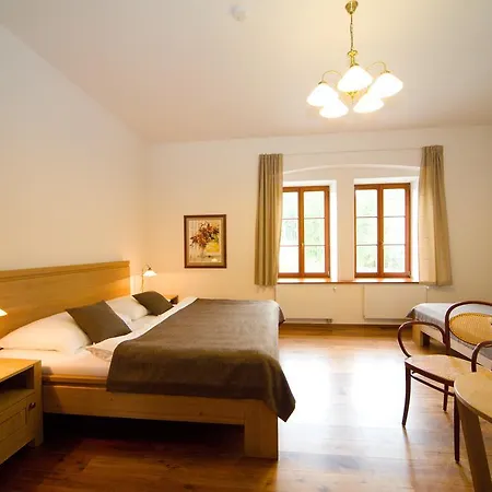 Gasthof Stará Vápenka 2*